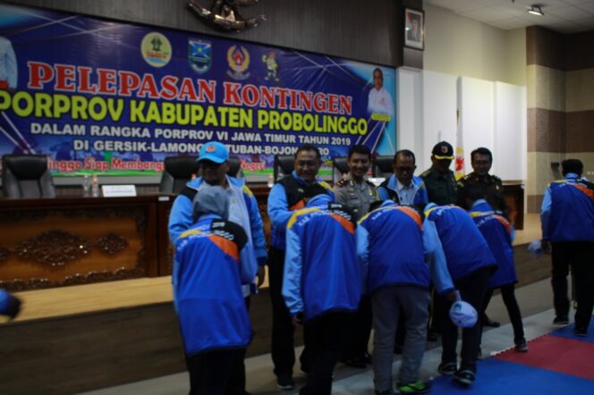 
Lepas Kontingen Porprov VI Jatim, Ini Pesan Khusus Wabup Timbul untuk Atlet Probolinggo