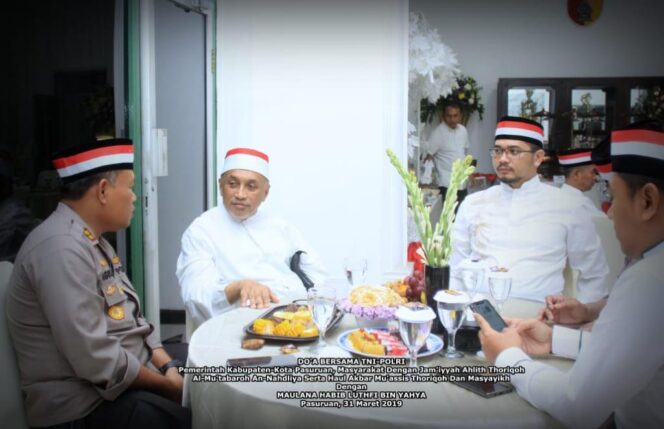 
Ulama Pasuruan Dukung Teno Maju di Pilkada 2020