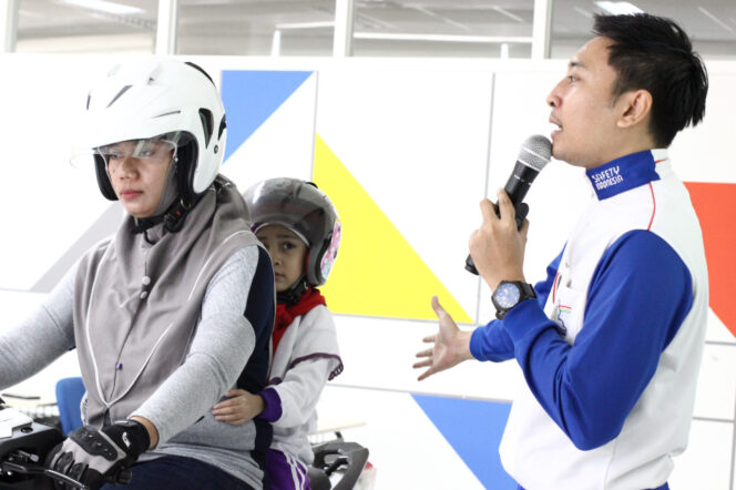 
Ini Tips Khusus dari MPM Motor Tentang Cari Aman Berkendara Bersama Anak