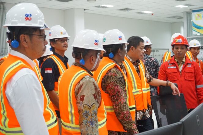 
Menteri Jonan Minta PLTGU Grati Serap Tenaga Kerja Lokal