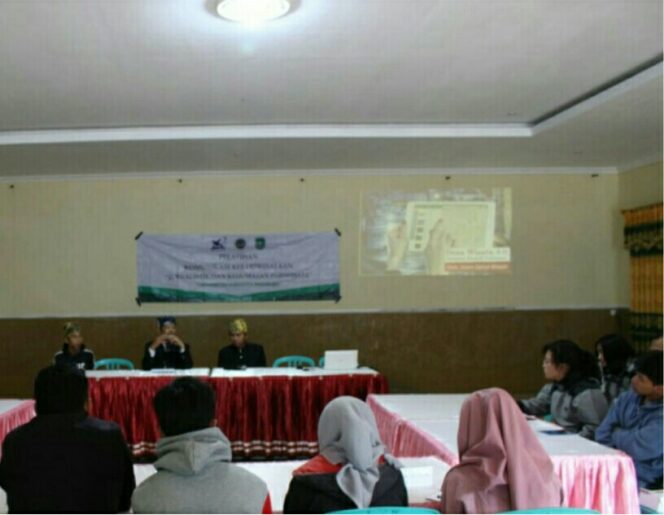 
Dorong Promosi Wisata Tosari, Tim PKM Yudharta Ajari Public Relation (PuRel)