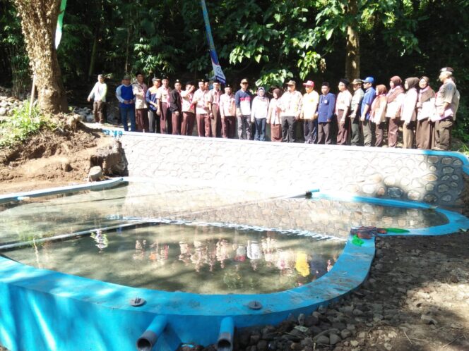 
Desa Betek Taman Miliki Tandon Penampungan Air Bersih