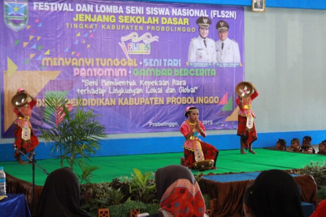 
Ratusan Siswa SD di Probolinggo Ramaikan Seleksi FLS2N