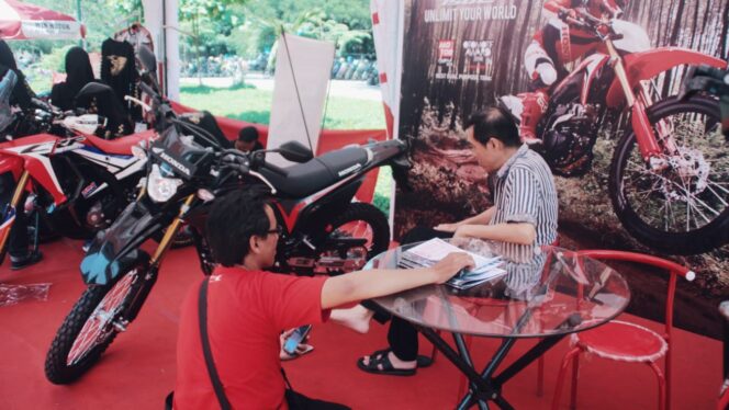 
Beli Motor Honda CRF150L, Bisa Bawa Pulang Langsung Hadiah Menarik 