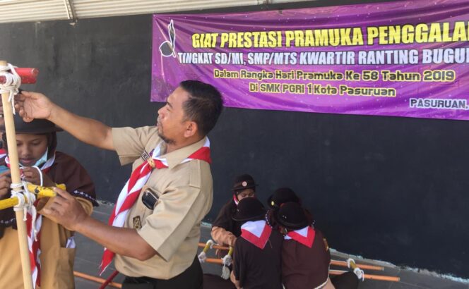 
Ini Cara SMK PGRI 1 Kota Pasuruan Siapkan Kader Pramuka yang Tangguh
