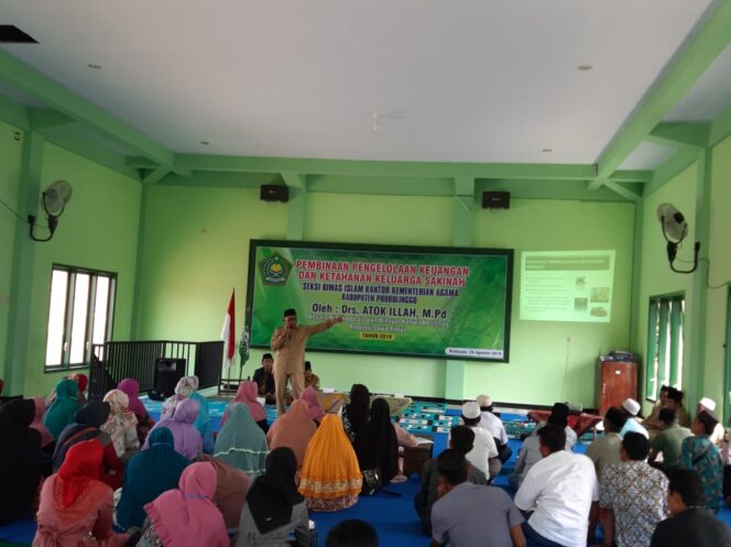 
Kemenag Probolinggo Gelar Bimbingan Pengelolaan Keuangan dan Ketahanan Keluarga Sakinah