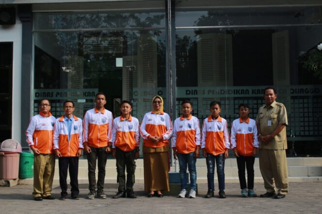 
Pemkab Probolinggo Lepas Kontingen FLS2N Tingkat Provinsi Jatim