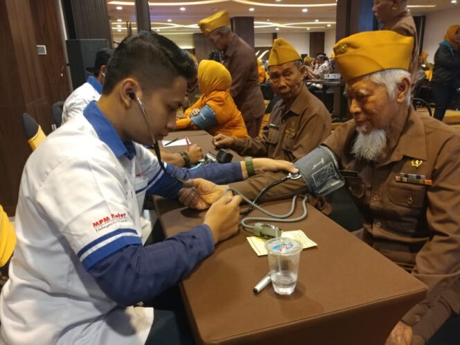 
Peduli Veteran, MPM Adakan Baksos Kesehatan