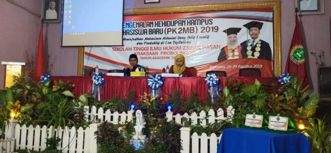 
Ofie Agustin : Manfaatkan Internet Secara Bijak