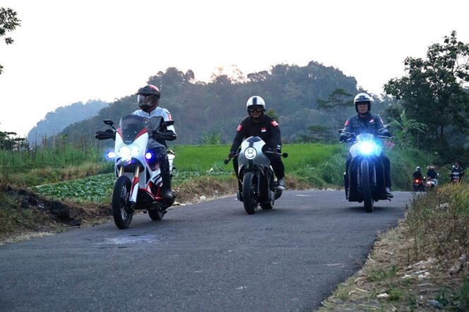 
Keren, Modifikator Surabaya Ubah Honda PCX Menjadi Konsep Cafe Racer