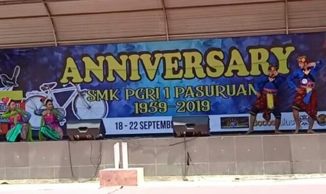 
Peringati HUT ke-60, SMK PGRI 1 Pasuruan Gelar Berbagai Lomba dan Kegiatan