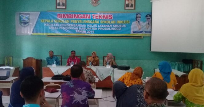 
Dispendik Probolinggo Gelar Bimtek GPK dan Kepala Sekolah Penyelenggara Sekolah Inklusi