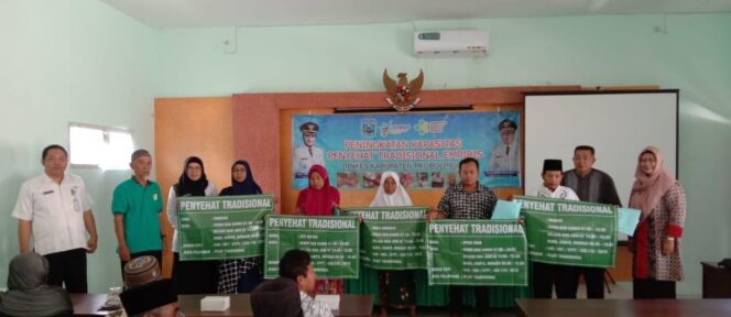 
Pemkab Probolinggo Tingkatkan Kapasitas Penyehat Tradisional Empiris