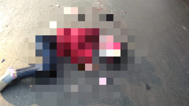 
Ditabrak Truk, Karyawati di Beji Tewas di Tempat