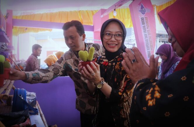 
Hari Terakhir Pasar Rakyat Pemkot Pasuruan Diserbu Masyarakat