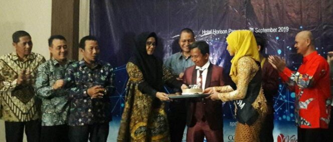
Acara Tasyakuran dan Malam Anugerah Kabarpas Award 2019 di Hotel Horison Berlangsung Spektakuler