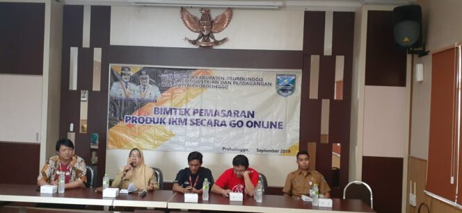 
Pemkab Probolinggo Gelar Bimtek Pemasaran Produk IKM Secara Online