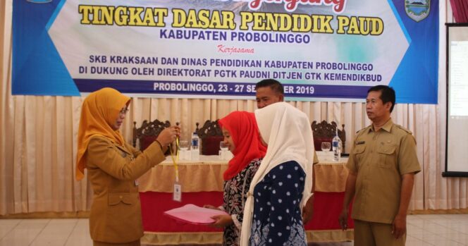 
SKB Kraksaan Gelar Diklat Berjenjang Tingkat Dasar Pendidik PAUD