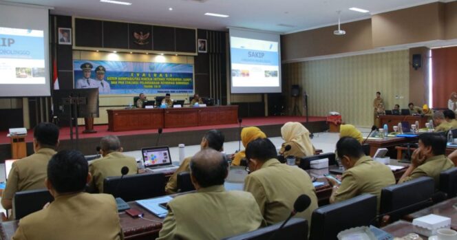 
Wabup Timbul Buka Evaluasi SAKIP Dan Pra Evaluasi Pelaksanaan Reformasi Birokrasi