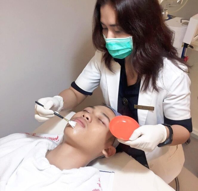 
Esther House of Beauty Denpasar Tawarkan Produk Herbal untuk Perawatan Kulit