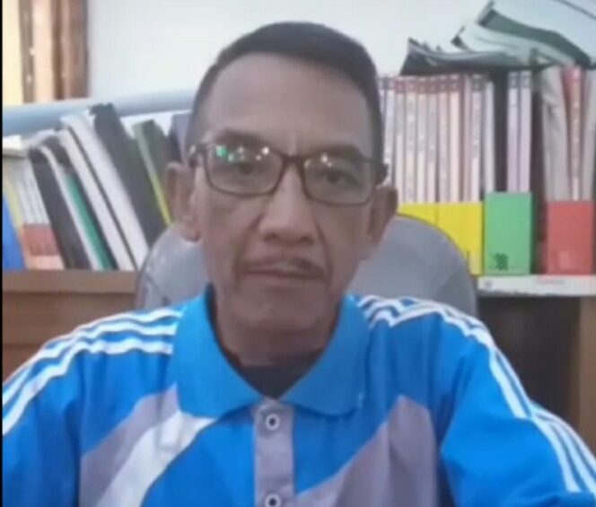
Pelantikan Presiden Mancarli, Warga Tosari Sampaikan Terima Kasih ke TNI dan Polri