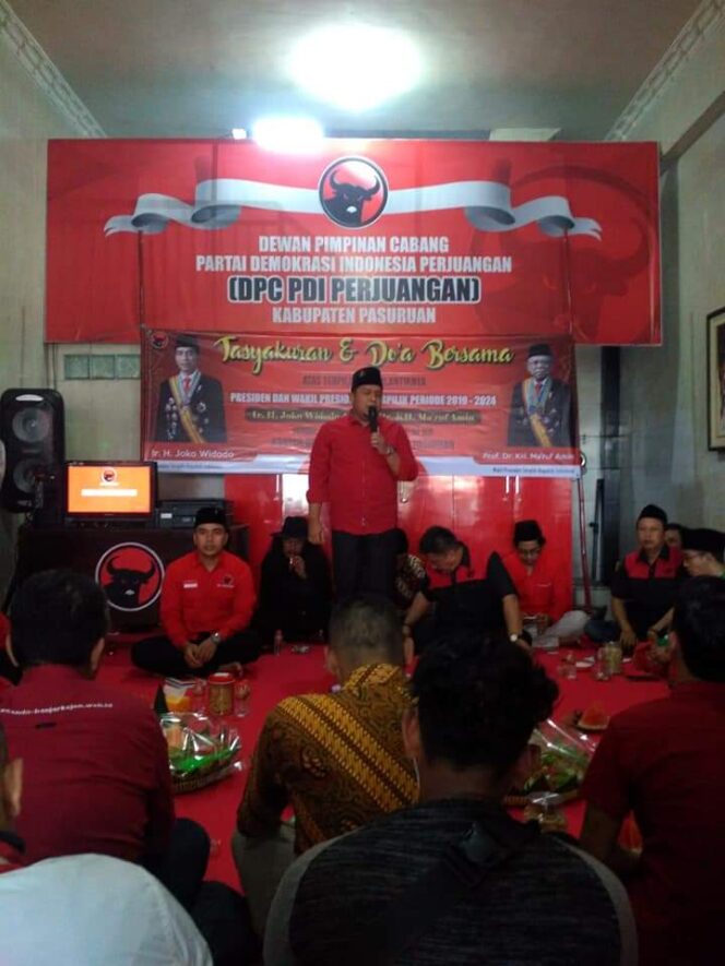 
Jokowi Dilantik Jadi Presiden, PDIP Pasuruan Gelar Tasyakuran