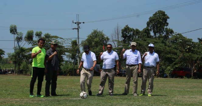 
Kejuaraan Sepakbola Liga Pelajar Indonesia Bupati Cup Probolinggo Kembali Digelar