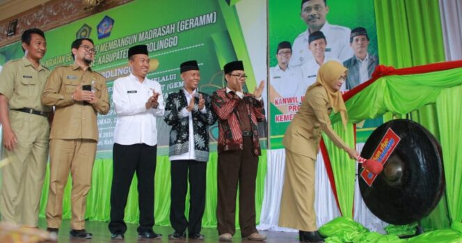 
Bupati Tantri Launching Gerakan Ayo Membangun Madrasah