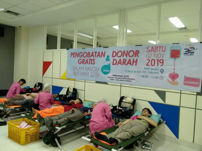 
Peringati HUT ke-32, MPM Gelar Bhakti Sosial Pengobatan Gratis dan Donor Darah