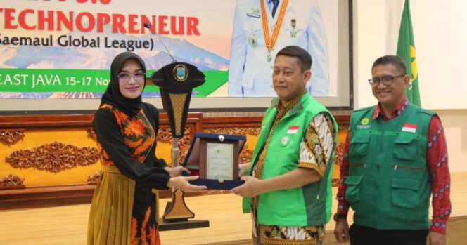 
Pemkab Probolinggo dan Yayasan Desa Emas Indonesia Gelar Workshop Pengembangan Desa Emas