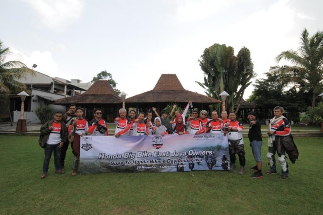 
Konsumen dan Komunitas Honda Big Bike Jatim Ramaikan Honda Bikers Day 2019