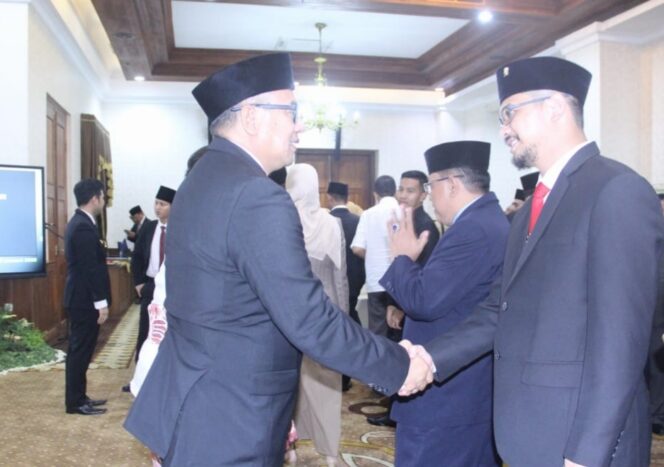
Plt Wali Kota Pasuruan Hadiri Sertijab Kepala BPKP Jatim