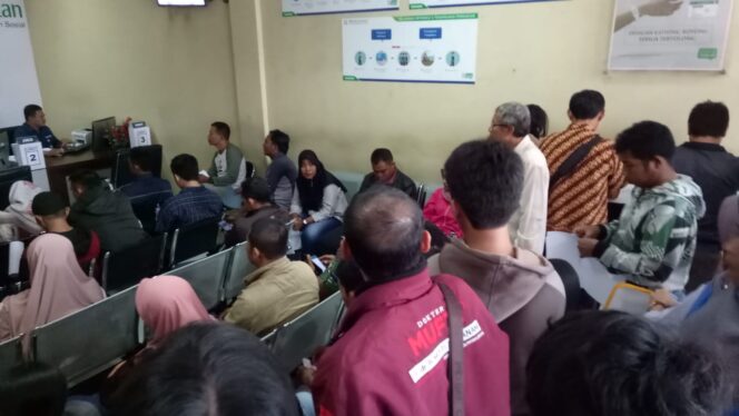 
Perpres 75 Th 2019 Diberlakukan, Ratusan Anggota BPJS di Pasuruan Minta Turun Kelas
