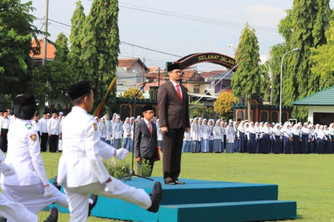 
Teno Ajak Seluruh Jajaran Kemenag Jadi Agen Perubahan dalam Memperkuat Kerukunan Beragama