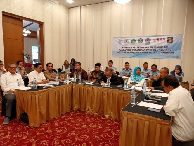 
Dua STAIN Akan Bertransformasi Berubah Bentuk Menjadi IAIN