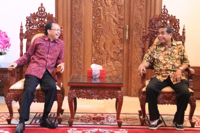 
Komisaris BRI Puji Ekonomi Kerakyatan dengan Semangat Gotong Royong di Bali