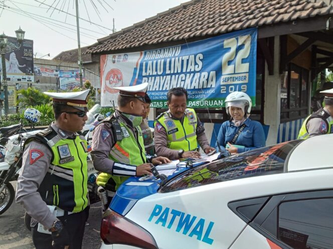 
Ratusan Pelanggar Terjaring Razia di Bangil