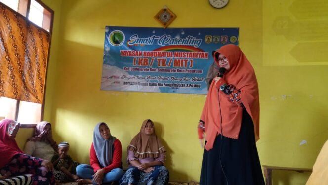 
Yayasan Raudhatul Mustariyah Gelar Smart Parenting