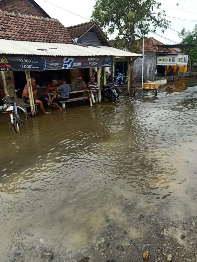 
Pemkab Sidoarjo Dinilai Warga Kurang Maksimal Tangani Banjir