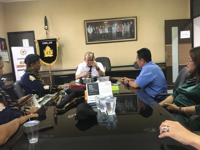 
Pengrajin Keris Minta Perhatian Lebih dari Pemerintah 