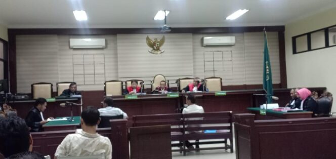 
Eks Kades dan Mantan BPD Bulusari Divonis 4 Tahun Penjara, JPU Pikir-pikir