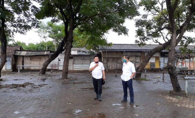 
Antisipasi Penyebaran Corona, Tujuh Pasar Hewan di Wilayah Probolinggo Ditutup Sementara