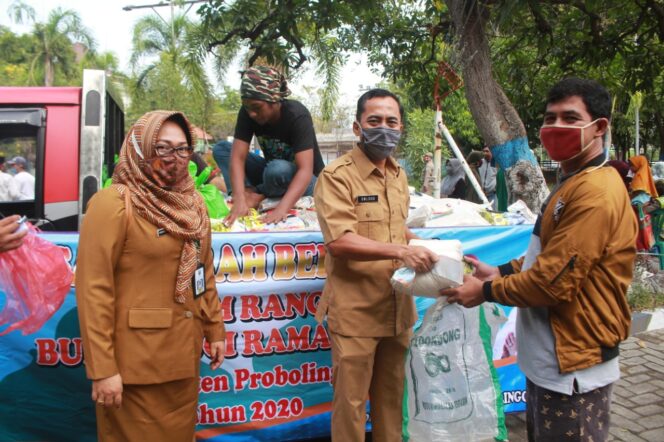 
Disperindag Kabupaten Probolinggo Gelar Pasar Murah Bersubsidi