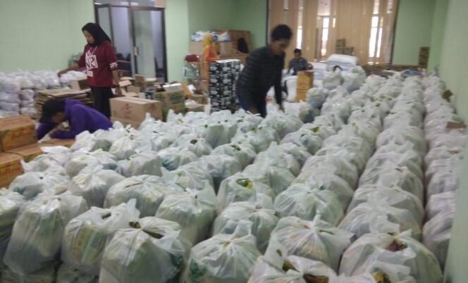 
Baznas Kabupaten Probolinggo Kumpulkan 21 Ton Beras Zakat Fitrah ASN