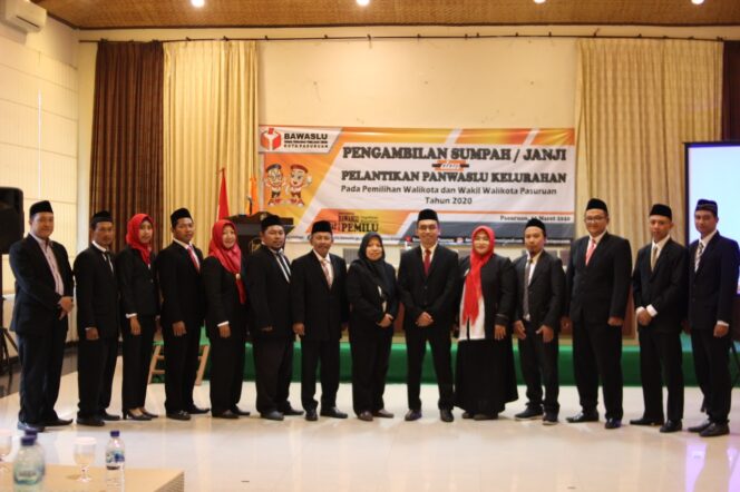 
Puluhan Pengawas Ad Hoc Siap Awasi Tahapan Lanjutan Pilkada Kota Pasuruan 2020