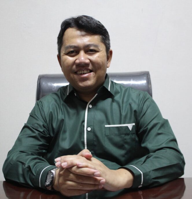 
Mas Iin Siap Mengawal Kebijakan Penggratisan SPP SMA/SMK Negeri