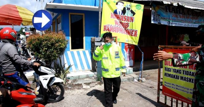 
Pemkab Probolinggo Mulai Berlakukan Penegakan Protokol Kesehatan Pada 34 Pasar Tradisional