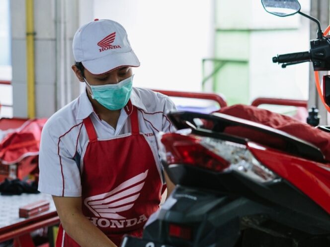 
Yuk, Simak Tips Cara Cek Kondisi Busi dari Warnanya