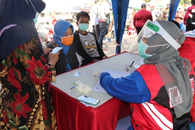 
Lawan Covid-19, Pemkot Pasuruan Kembali Gelar Rapid Test Massal 