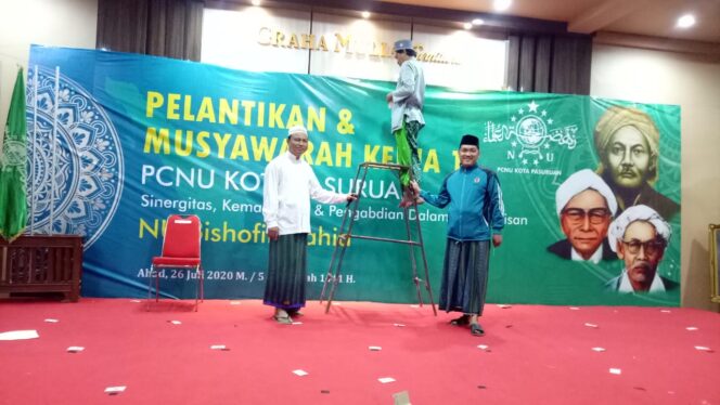 
Pagi Ini Jajaran Pengurus PCNU Kota Pasuruan Dilantik dengan Penerapan Protokol Kesehatan yang Ketat